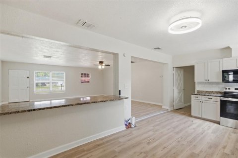 Casa en venta en Saint Petersburg, Florida, 4 dormitorios, 138.61 m2 № 2381274 - foto 16