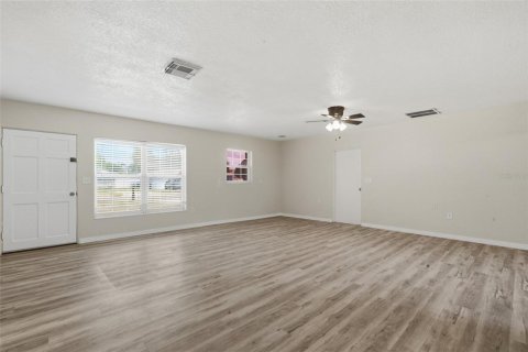 Casa en venta en Saint Petersburg, Florida, 4 dormitorios, 138.61 m2 № 2381274 - foto 12