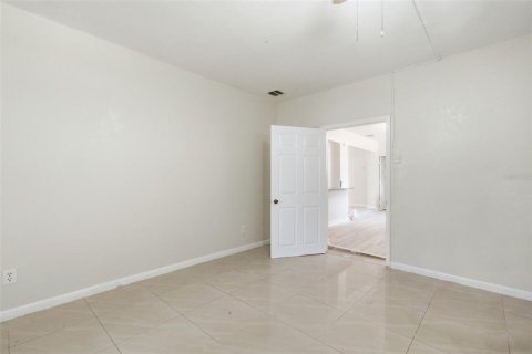 Casa en venta en Saint Petersburg, Florida, 4 dormitorios, 138.61 m2 № 2381274 - foto 20