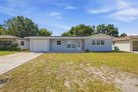 Casa en Saint Petersburg, Florida 4 dormitorios, 138.61 m2 № 2381274