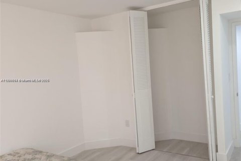 Condo in Aventura, Florida, 2 bedrooms  № 1777839 - photo 6