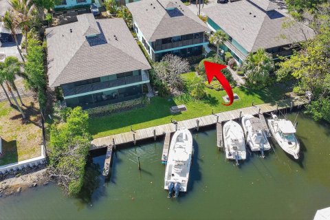Condominio en venta en Stuart, Florida, 2 dormitorios, 107.21 m2 № 2242125 - foto 2