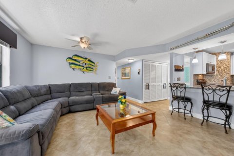 Condominio en venta en Stuart, Florida, 2 dormitorios, 107.21 m2 № 2242125 - foto 10