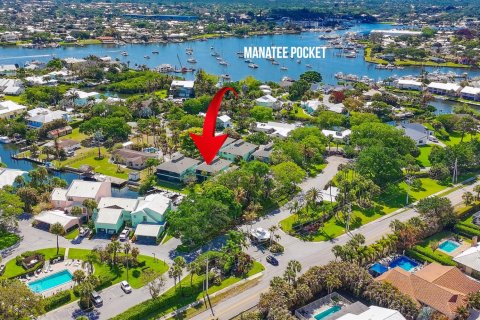 Condominio en venta en Stuart, Florida, 2 dormitorios, 107.21 m2 № 2242125 - foto 24