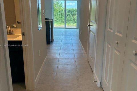 Touwnhouse à louer à Florida City, Floride: 3 chambres, 117.06 m2 № 1921760 - photo 4