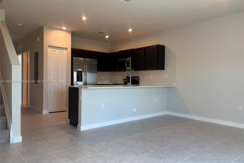 Touwnhouse à louer à Florida City, Floride: 3 chambres, 117.06 m2 № 1921760 - photo 10