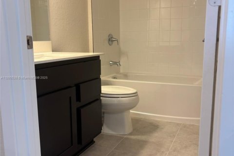 Touwnhouse à louer à Florida City, Floride: 3 chambres, 117.06 m2 № 1921760 - photo 12