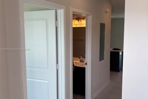 Touwnhouse à louer à Florida City, Floride: 3 chambres, 117.06 m2 № 1921760 - photo 3