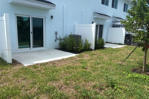 Touwnhouse à louer à Florida City, Floride: 3 chambres, 117.06 m2 № 1921760 - photo 23