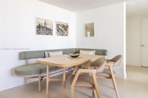 Condominio en alquiler en Miami, Florida, 2 dormitorios, 84.26 m2 № 1875495 - foto 9