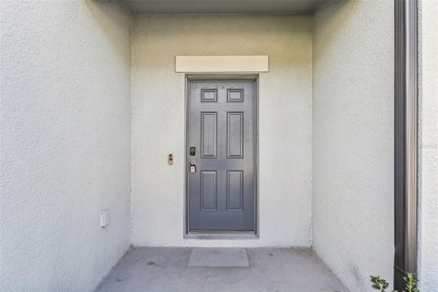 House in Spring Hill, Florida 5 bedrooms, 255.48 sq.m. № 2112941 - photo 8