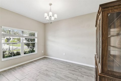 House in Spring Hill, Florida 5 bedrooms, 255.48 sq.m. № 2112941 - photo 11