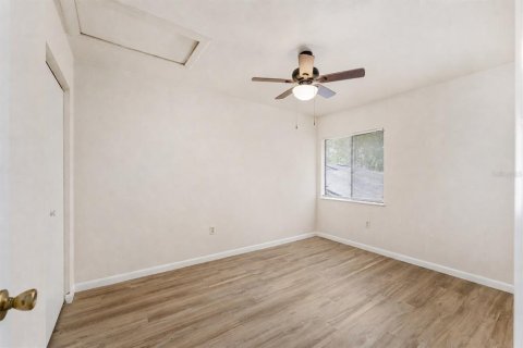 House in Gainesville, Florida 3 bedrooms, 109.25 sq.m. № 2227893 - photo 21