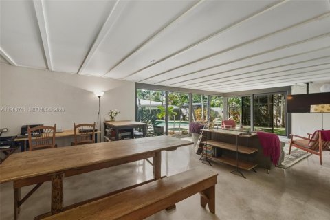 House in Fort Lauderdale, Florida 4 bedrooms, 278.99 sq.m. № 2028967 - photo 28