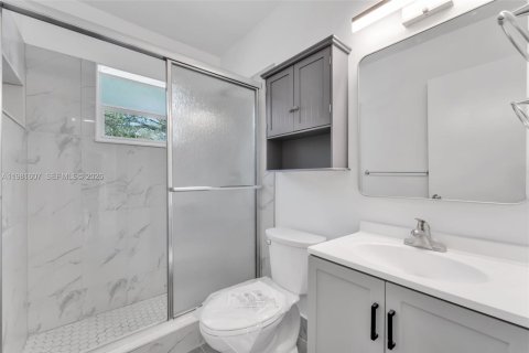 Купить виллу или дом в Вест-Парк, Флорида 3 спальни, 119.66м2, № 2043592 - фото 4