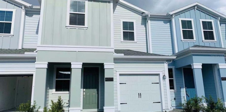Adosado en Kissimmee, Florida 3 dormitorios, 166.95 m2 № 1853364