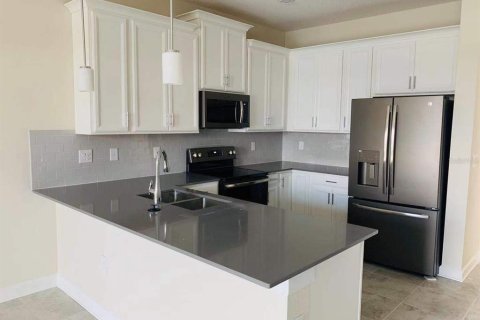 Adosado en alquiler en Kissimmee, Florida, 3 dormitorios, 166.95 m2 № 1853364 - foto 3