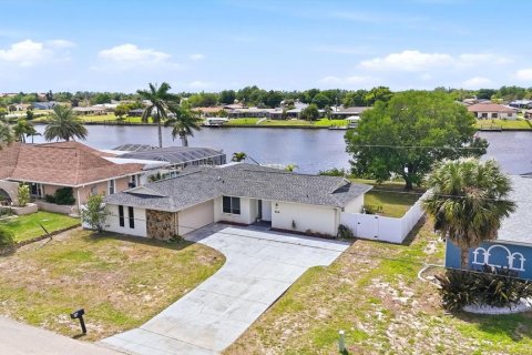 Casa en venta en Port Charlotte, Florida, 3 dormitorios, 143.16 m2 № 2334266 - foto 13