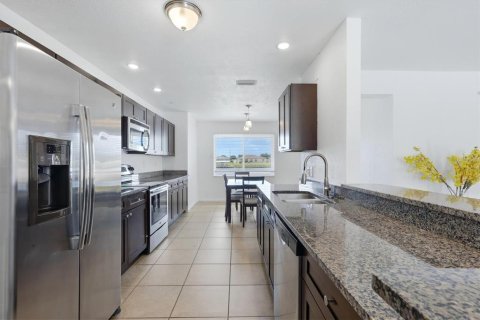 Casa en venta en Port Charlotte, Florida, 3 dormitorios, 143.16 m2 № 2334266 - foto 29