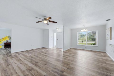 Casa en venta en Port Charlotte, Florida, 3 dormitorios, 143.16 m2 № 2334266 - foto 22