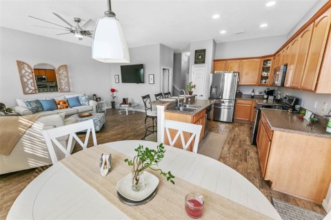 Casa en venta en Clermont, Florida, 4 dormitorios, 235.97 m2 № 1820927 - foto 10