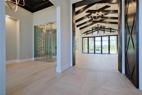 House in Bradenton, Florida 3 bedrooms, 433.02 sq.m. № 1919148 - photo 5