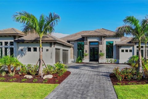Villa ou maison à vendre à Bradenton, Floride: 3 chambres, 433.02 m2 № 1919148 - photo 2