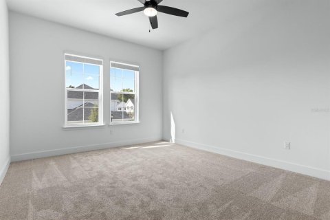 Townhouse in Tampa, Florida 3 bedrooms, 128.48 sq.m. № 2393559 - photo 15