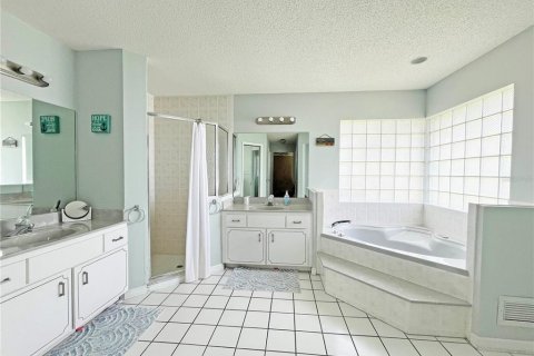 House in Palm Coast, Florida 3 bedrooms, 208.01 sq.m. № 1885561 - photo 28
