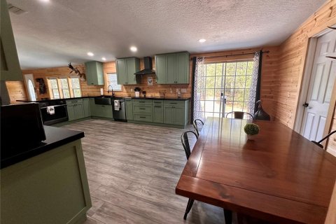 House in Lake Wales, Florida 4 bedrooms, 225.94 sq.m. № 2128001 - photo 13