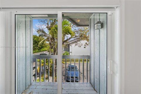Townhouse in Delray Beach, Florida 3 bedrooms, 180.04 sq.m. № 1697119 - photo 20