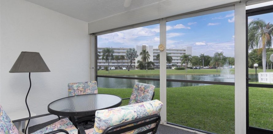 Condo in Dania Beach, Florida, 2 bedrooms № 2181185