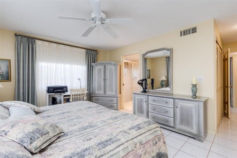 Condo in Dania Beach, Florida, 2 bedrooms № 2181185 - photo 23