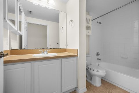 Купить кондоминиум в Гейнсвилл, Флорида 3 комнаты, 78.78м2, № 2144080 - фото 16