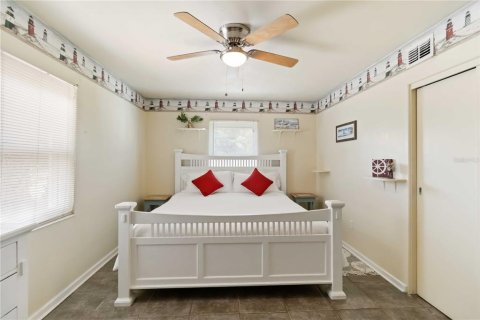 House in Port Charlotte, Florida 3 bedrooms, 149.39 sq.m. № 1615401 - photo 24
