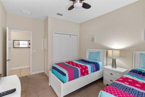 House in Davenport, Florida 4 bedrooms, 206.71 sq.m. № 1901302 - photo 16