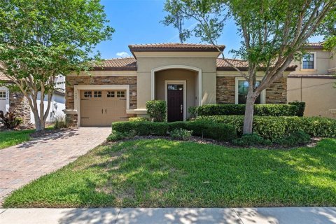 House in Davenport, Florida 4 bedrooms, 206.71 sq.m. № 1901302 - photo 1