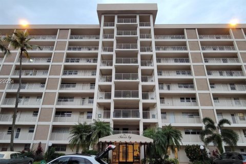 Condominio en alquiler en Pompano Beach, Florida, 2 dormitorios, 102.19 m2 № 1993047 - foto 28