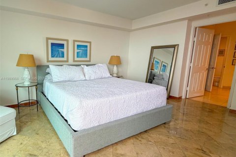 Condominio en alquiler en Aventura, Florida, 2 dormitorios, 149.57 m2 № 2055547 - foto 15