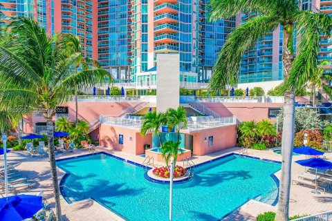 Condominio en alquiler en Aventura, Florida, 2 dormitorios, 149.57 m2 № 2055547 - foto 30