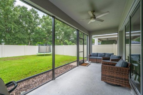 Villa ou maison à vendre à Fish Hawk, Floride: 4 chambres, 222.5 m2 № 2287873 - photo 2