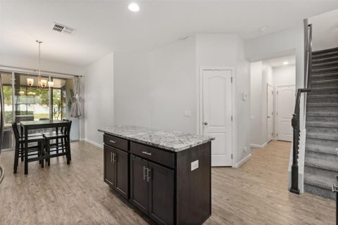 Casa en venta en Apopka, Florida, 3 dormitorios, 218.51 m2 № 2323165 - foto 11