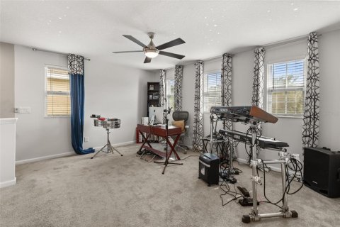 Casa en venta en Apopka, Florida, 3 dormitorios, 218.51 m2 № 2323165 - foto 27
