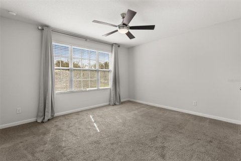 Casa en venta en Apopka, Florida, 3 dormitorios, 218.51 m2 № 2323165 - foto 25