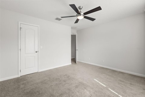 Casa en venta en Apopka, Florida, 3 dormitorios, 218.51 m2 № 2323165 - foto 24