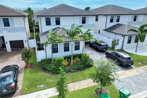 Casa en alquiler en Miramar, Florida, 5 dormitorios, 337.51 m2 № 1947112 - foto 21