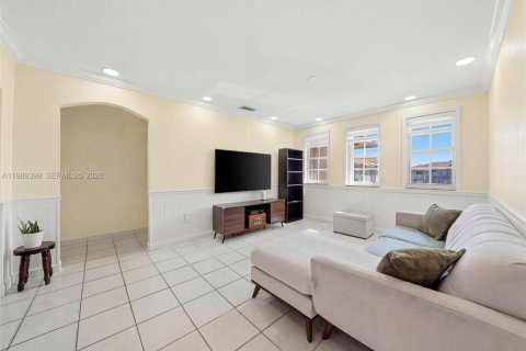 Copropriété à louer à Hialeah, Floride: 2 chambres, 87.33 m2 № 2051512 - photo 8
