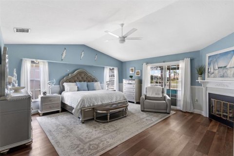 House in Punta Gorda, Florida 3 bedrooms, 188.87 sq.m. № 1769082 - photo 18