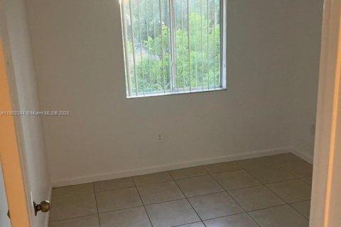 Adosado en alquiler en Homestead, Florida, 4 dormitorios, 132.2 m2 № 1953770 - foto 5