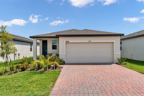 Casa en venta en Winter Haven, Florida, 3 dormitorios, 137.87 m2 № 1908522 - foto 1